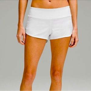 size 4 lulu shorts 2.5 length